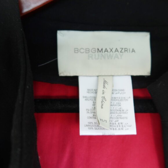 BCBG MAXAZRIA Runway Capelet - Picture 5 of 7